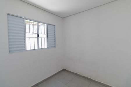 Quarto 1 de casa para alugar com 2 quartos, 35m² em Parque Boturussu, São Paulo