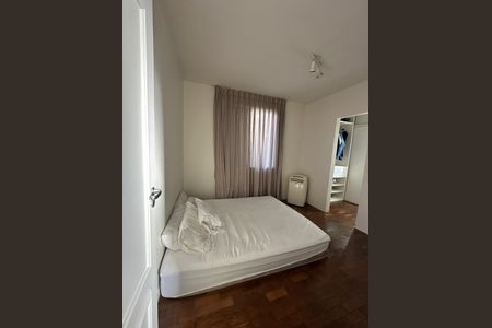 Apartamento à venda com 294m², 4 quartos e 2 vagas