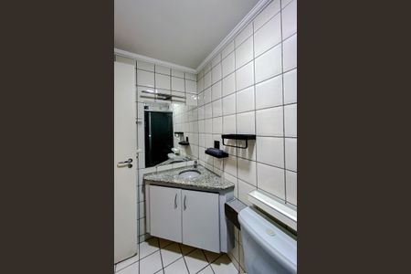 Apartamento para alugar com 83m², 3 quartos e 2 vagas Apartamento para alugar com 83m², 3 quartos e 2 vagasBanheiro