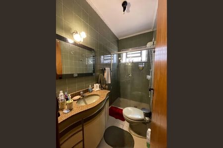 Casa para alugar com 4 quartos, 275m² em Vila Bertioga, São Paulo