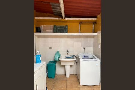 Casa para alugar com 4 quartos, 275m² em Vila Bertioga, São Paulo