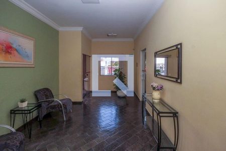 Apartamento à venda com 57m², 2 quartos e 2 vagasHall social