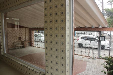 Casa para alugar com 252m², 4 quartos e 3 vagasHall