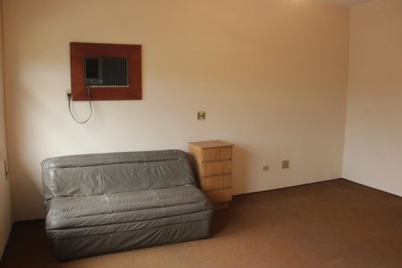 Casa para alugar com 252m², 4 quartos e 3 vagasSuíte