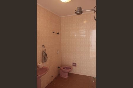 Casa para alugar com 252m², 4 quartos e 3 vagasBanheiro de serviço