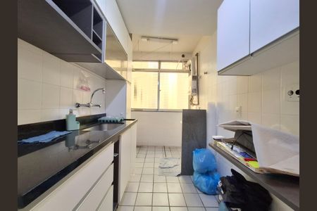 Apartamento para alugar com 74m², 2 quartos e 1 vaga Apartamento para alugar com 74m², 2 quartos e 1 vagaCozinha e Área de Serviço