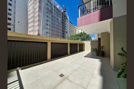Apartamento para alugar com 74m², 2 quartos e 1 vaga Apartamento para alugar com 74m², 2 quartos e 1 vagaPlayground