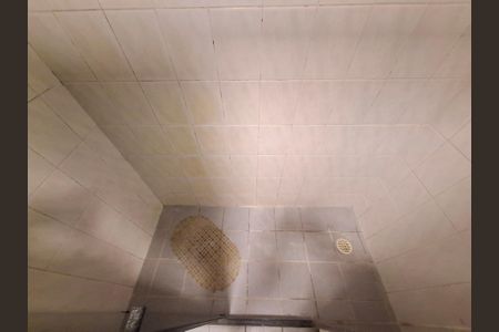 Apartamento para alugar com 74m², 2 quartos e 1 vaga Apartamento para alugar com 74m², 2 quartos e 1 vagaBanheiro da suíte