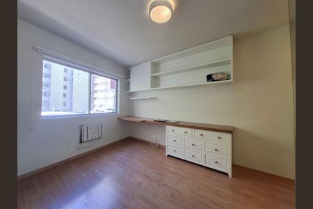 Apartamento para alugar com 74m², 2 quartos e 1 vaga Apartamento para alugar com 74m², 2 quartos e 1 vagaSuíte