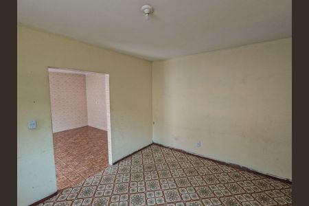 Casa à venda com 3 quartos, 168m² em Vila Guedes, São Paulo