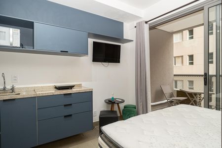 Quarto de kitnet/studio para alugar com 1 quarto, 25m² em Pinheiros, São Paulo