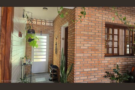 Casa à venda com 104m², 2 quartos e 2 vagas