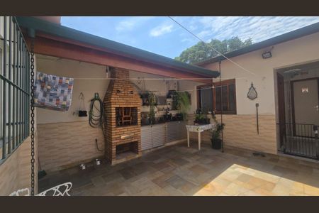 Casa à venda com 104m², 2 quartos e 2 vagas