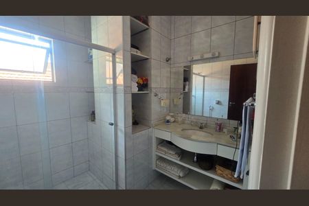 Casa à venda com 2 quartos, 104m² em Santo Amaro, São Paulo