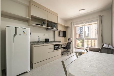Sala/Cozinha de apartamento para alugar com 1 quarto, 33m² em Pinheiros, São Paulo