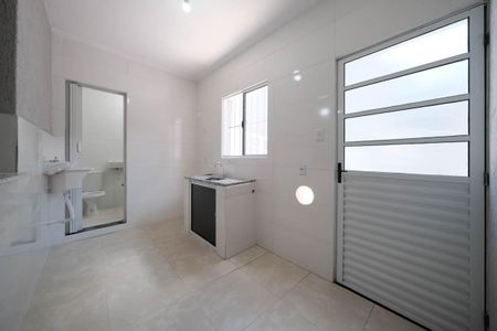 Kitnet de kitnet/studio para alugar com 1 quarto, 25m² em Vila Nhocuné, São Paulo