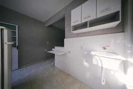 Studio de kitnet/studio para alugar com 1 quarto, 28m² em Vila Nhocuné, São Paulo