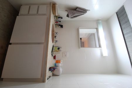 Apartamento à venda com 90m², 2 quartos e 1 vagaBanheiro Social