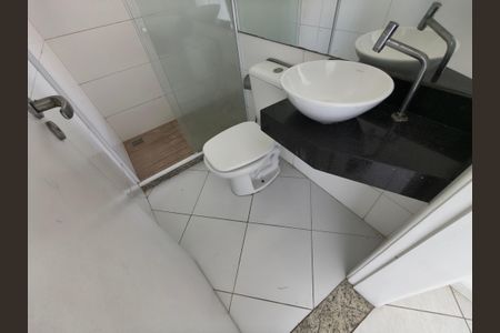 Casa de condomínio para alugar com 123m², 3 quartos e 1 vaga Casa de condomínio para alugar com 123m², 3 quartos e 1 vagaBanheiro Quarto Suite 3