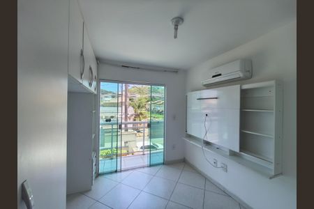 Casa de condomínio para alugar com 123m², 3 quartos e 1 vaga Casa de condomínio para alugar com 123m², 3 quartos e 1 vagaQuarto 3 Suite