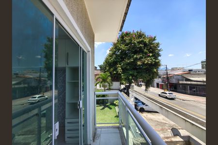 Casa de condomínio para alugar com 123m², 3 quartos e 1 vaga Casa de condomínio para alugar com 123m², 3 quartos e 1 vagaVaranda - Quarto 3 Suite