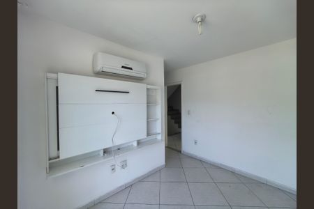 Casa de condomínio para alugar com 123m², 3 quartos e 1 vaga Casa de condomínio para alugar com 123m², 3 quartos e 1 vagaQuarto 3 Suite