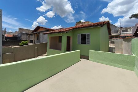 Casa à venda com 298m², 2 quartos e 1 vagaQuintal