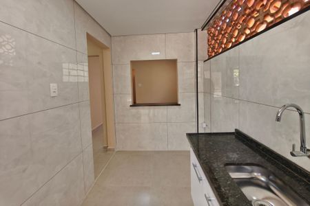 Casa à venda com 298m², 2 quartos e 1 vagaCozinha