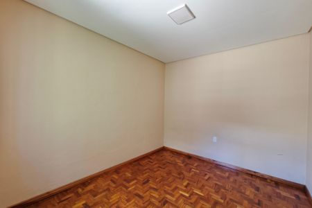 Casa à venda com 298m², 2 quartos e 1 vagaQuarto 2