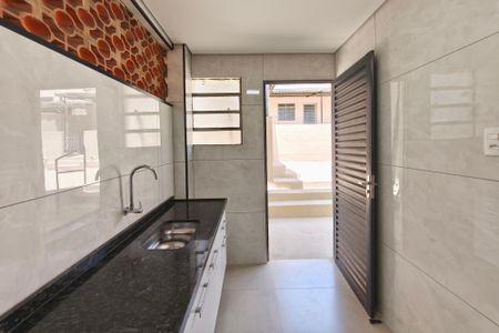 Casa à venda com 298m², 2 quartos e 1 vagaCozinha