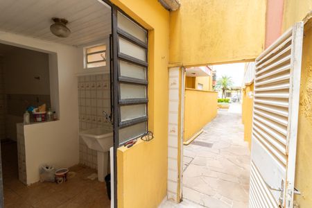 Casa de condomínio para alugar com 70m², 2 quartos e 1 vagaQuintal