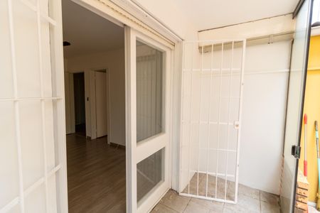 Casa de condomínio para alugar com 70m², 2 quartos e 1 vagaVaranda
