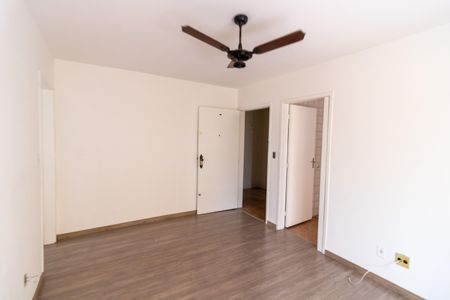 Casa de condomínio para alugar com 70m², 2 quartos e 1 vagaSala