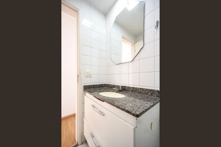 Apartamento para alugar com 65m², 3 quartos e 2 vagasBanheiro social