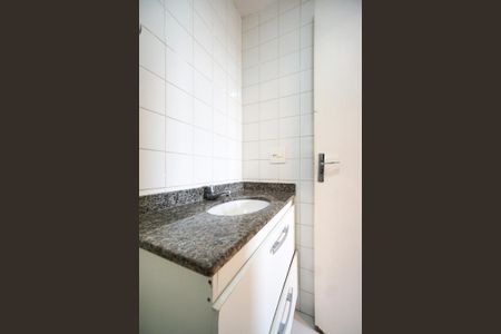 Apartamento para alugar com 65m², 3 quartos e 2 vagasBanheiro da suíte 