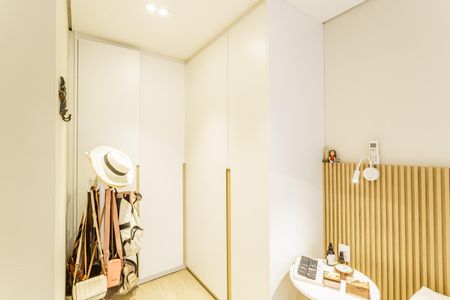 Quarto de apartamento para alugar com 1 quarto, 48m² em Itaim Bibi, São Paulo