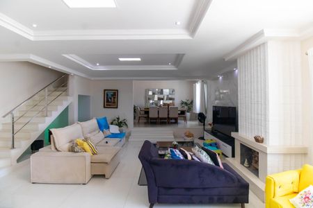 Sala de casa à venda com 5 quartos, 570m² em São Francisco, Niterói