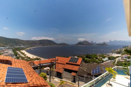 Casa para alugar com 570m², 5 quartos e 5 vagasVista do Quarto 1