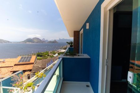 Casa para alugar com 570m², 5 quartos e 5 vagasVaranda do Quarto 2