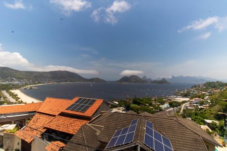 Casa para alugar com 570m², 5 quartos e 5 vagasVista 