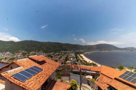 Casa para alugar com 570m², 5 quartos e 5 vagasVista da Suíte 1