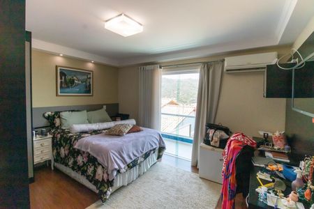 Casa para alugar com 570m², 5 quartos e 5 vagasSuíte 2