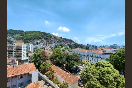 Apartamento à venda com 69m², 2 quartos e 1 vagaVista da Sala