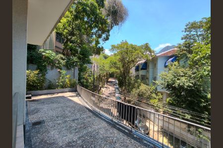 Apartamento à venda com 69m², 2 quartos e 1 vagaÁrea comum - Playground