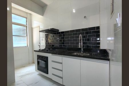 Apartamento à venda com 69m², 2 quartos e 1 vagaCozinha