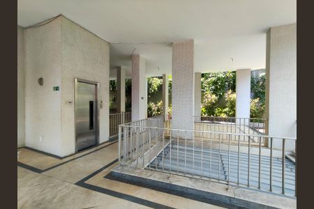 Apartamento à venda com 69m², 2 quartos e 1 vagaÁrea comum - Playground