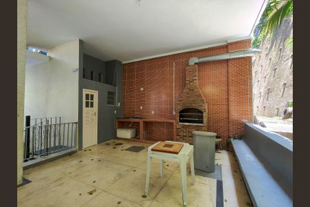 Apartamento à venda com 69m², 2 quartos e 1 vagaÁrea comum - Churrasqueira