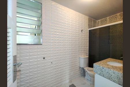 Apartamento à venda com 69m², 2 quartos e 1 vagaBanheiro Corredor