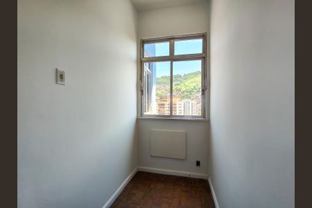 Apartamento à venda com 69m², 2 quartos e 1 vagaQuarto 2