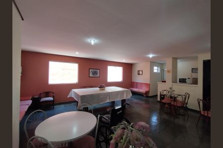 Apartamento para alugar com 55m², 2 quartos e 1 vagaÁrea comum - Salão de festas